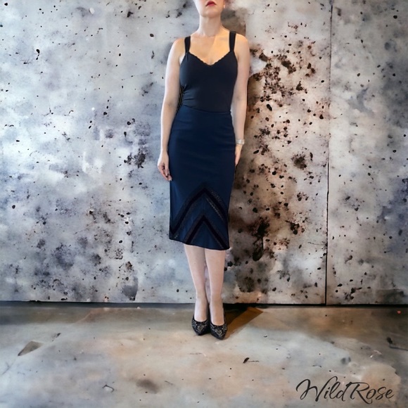 ROLAND MOURET NAVY BLUE BLACK LAC3 & VELVET PENCIL SKIRT SZ US 10 - Picture 5 of 17